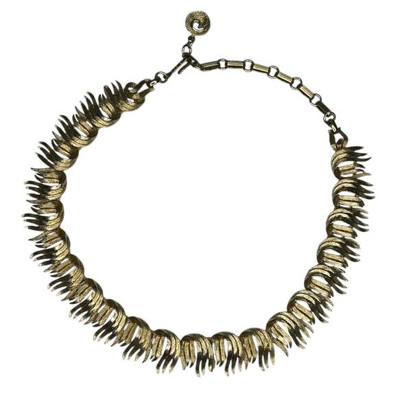 Vintage Lisner Collar Choker Necklace Signed Gold Tone Textured Statement - Picture 4 of 6
